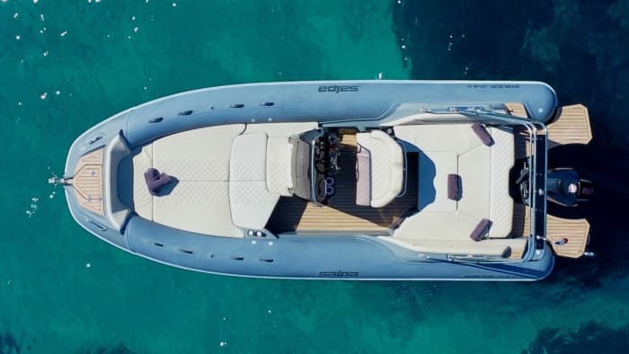 Boat trip day – Antibes, coves & turquoise waters