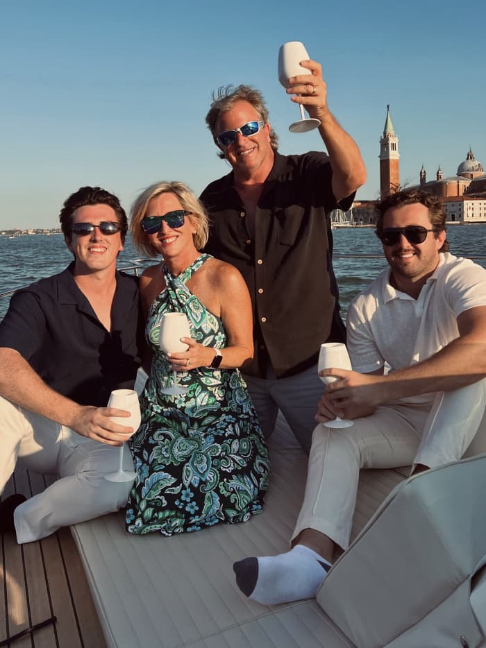 Chefs-d'œuvre de la lagune de Venise : Murano et Burano - 4 heures (skipper et guide privé à bord)