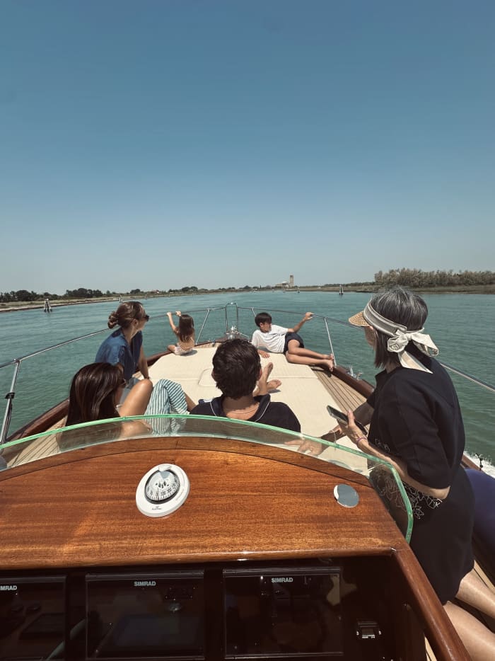 Elegance in the Venice Lagoon: Aperitif on board - 2 hours (skipper and private guide on board)