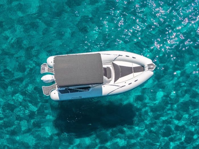 Let yourself be surprised by Villasimius in half a day at sea