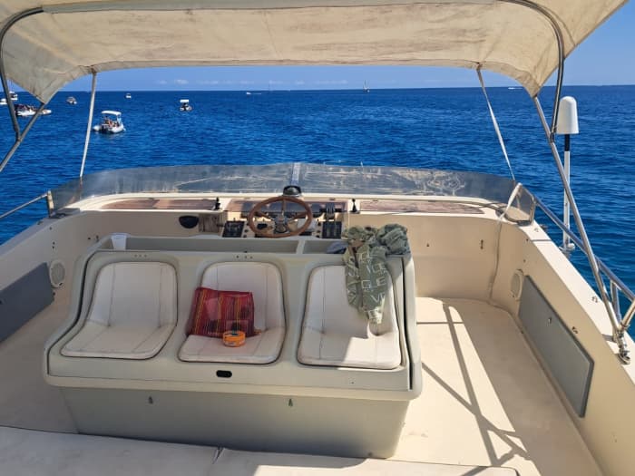 Geheime Buchten und Eleganz auf der Mondello Sea Astro-Yacht an Bord der GM52-Yacht