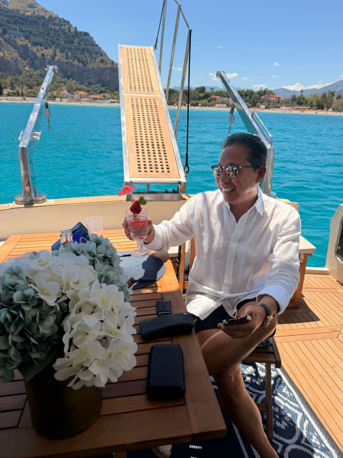 Geheime Buchten und Eleganz auf der Mondello Sea Astro-Yacht an Bord der GM52-Yacht