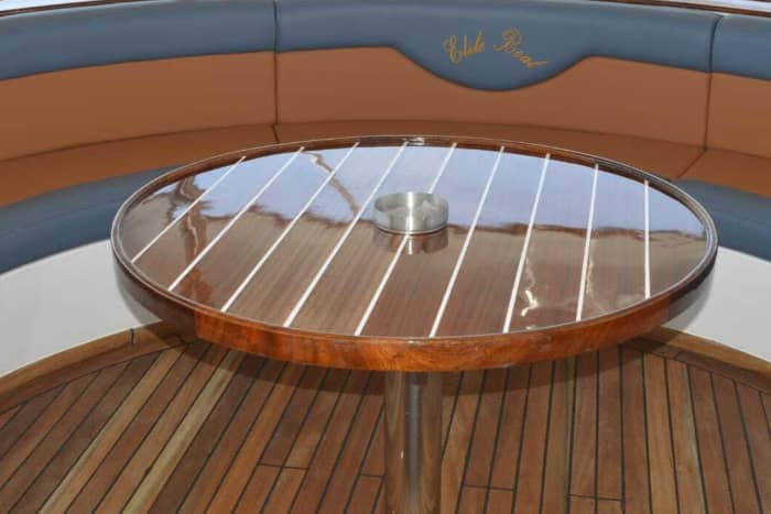 Vues imprenables sur Hurghada : une journée exceptionnelle à bord d'un yacht à moteur