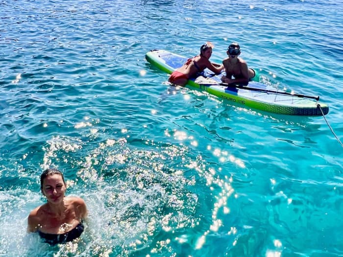 Day trip to the Lérins Islands aboard the luxurious 14m Yacht Sessa