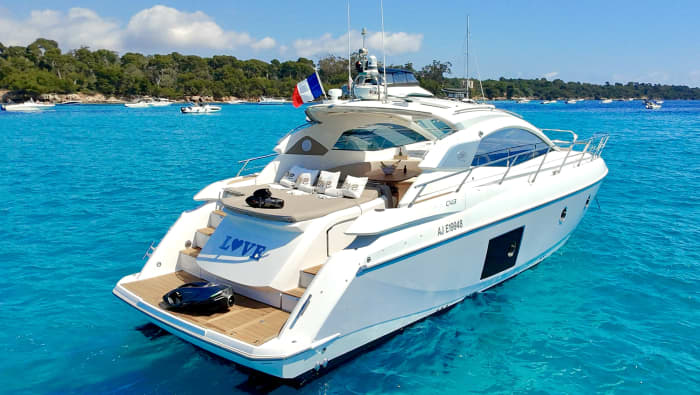 Day trip to the Lérins Islands aboard the luxurious 14m Yacht Sessa