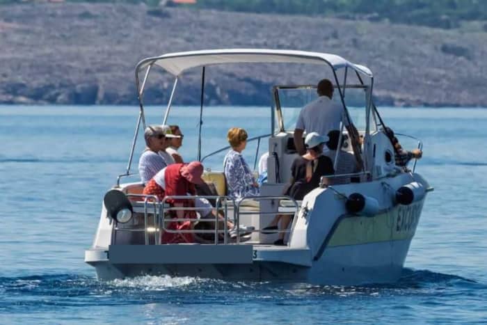 Vrbnik Voyage: Coastal Cruise & Old Town Discovery from Crikvenica