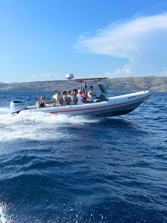 3 eilanden in 5 uur – RIB-tour vanuit Split