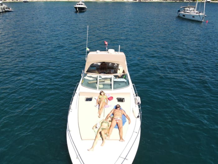 Sunset on the Adriatic Sea: Sunset Tour between Caves and Coves