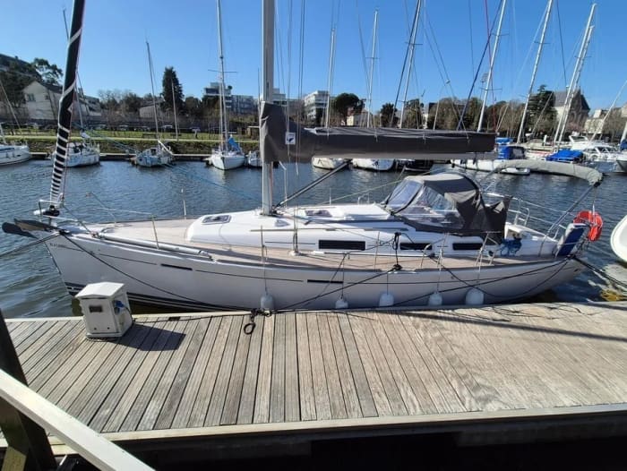 Geniet van een hele dag zeilen in Vannes op een zeilboot.
