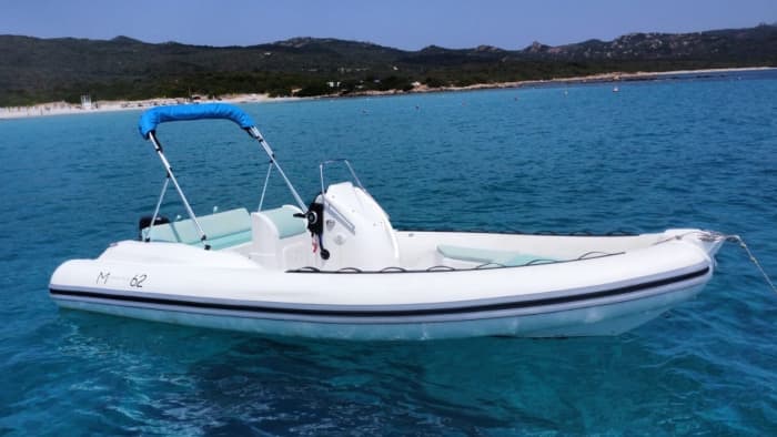 Hemliga glimtar av Costa Smeralda – En dag i fantastiska vikar