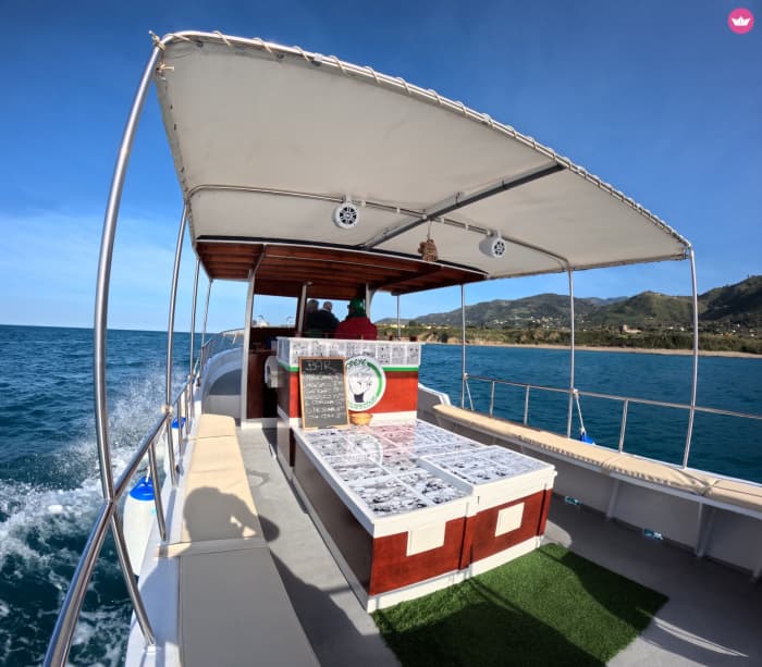 Popeye Excursions: Halbtagestour zu den Buchten und Höhlen von Cefalù mit Schnorcheln und Aperitif