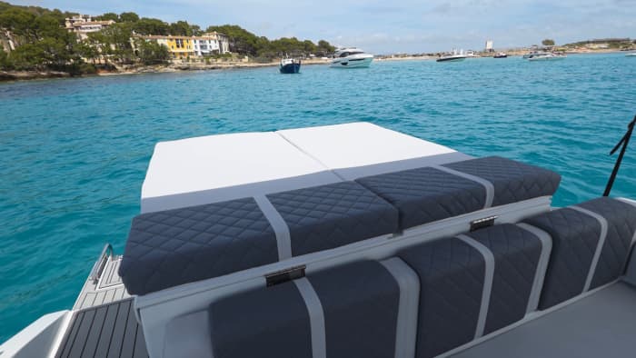 3 Stunden 30 Minuten, um Palma de Mallorca mit dem Motorboot zu entdecken