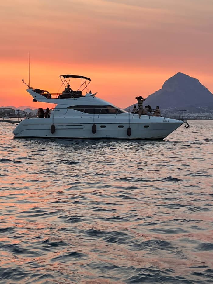 Sailing through the secrets of Jávea: a full-day tour of Porticholl Island and Sardinera Cove, 4-hour departure, check availability!