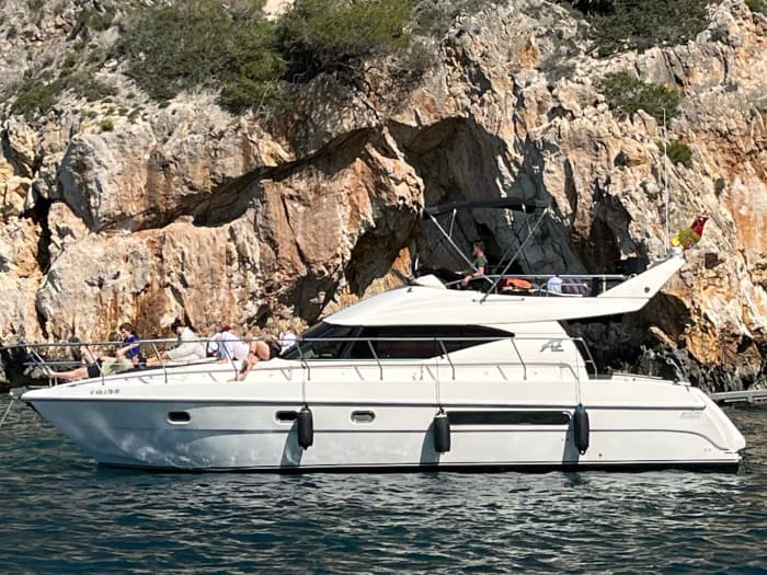 Sailing through the secrets of Jávea: a full-day tour of Porticholl Island and Sardinera Cove, 4-hour departure, check availability!
