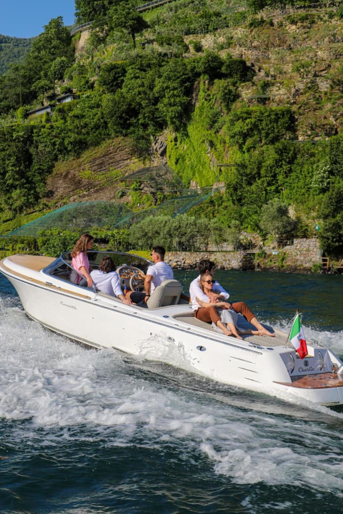 Auraperitivo,
Aperitivo tra relax ed eleganza