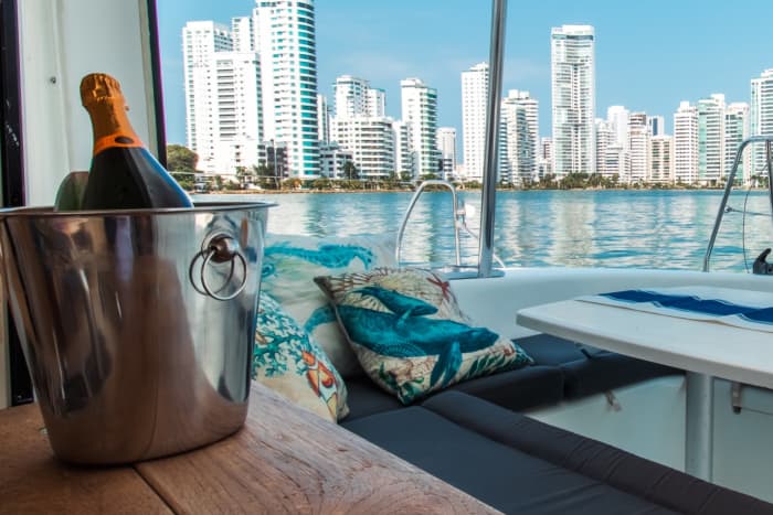 Isla Paradise: dagtocht naar Cholon en privérustig strand