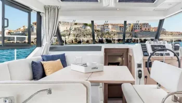 3 ore a Lymington: noleggia una barca a motore e divertiti