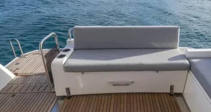 3 ore a Lymington: noleggia una barca a motore e divertiti