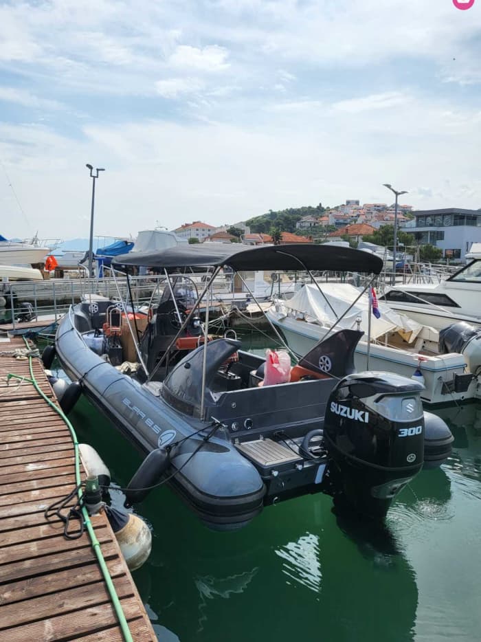 Eilandtrip van een halve dag: Trogir, onderwatermuseum en Blue Lagoon-avontuur