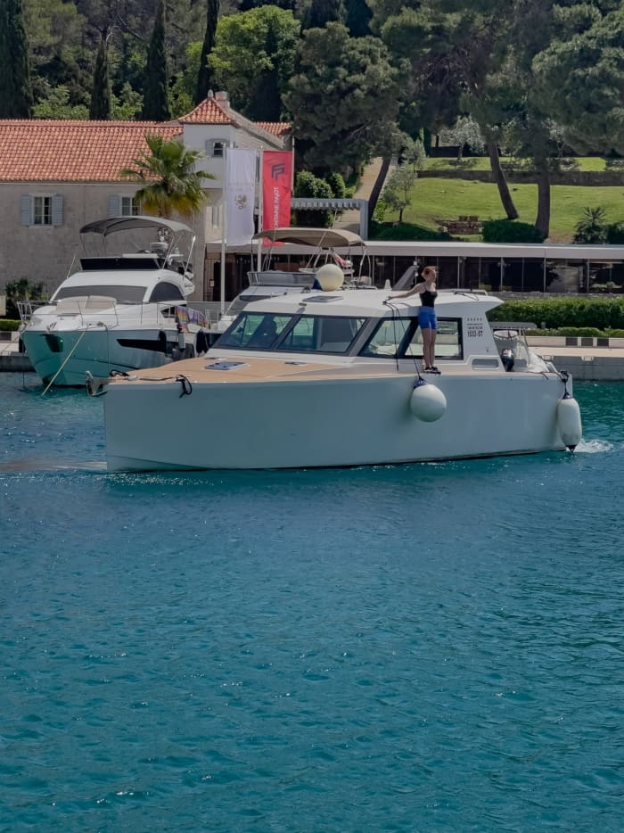 Blue lagoon half day tour - luxurious trip on a motorboat