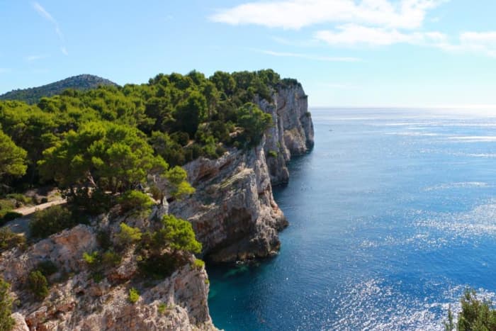 Excursión privada en barco de día completo desde Zadar