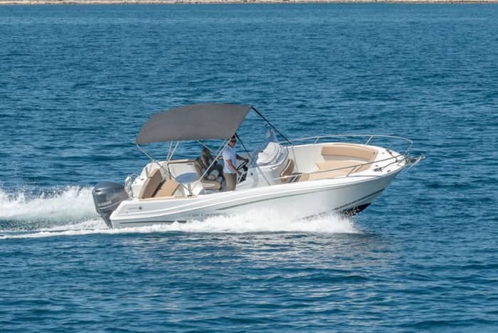 Tauchen Sie ein in die Schönheit von Hvar und den Pakleni-Inseln – Ihr ultimativer Schnellboot-Ausflug