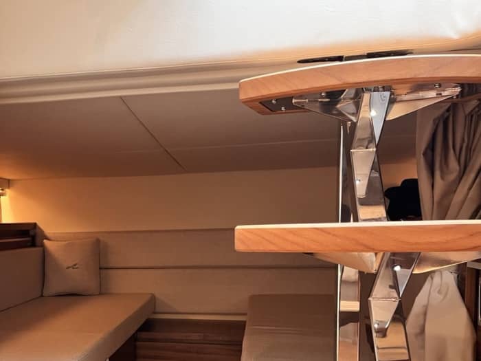 Entdecken Sie die Küste von Tivar: Ein kompletter Tagesausflug an Bord eines Motorboots