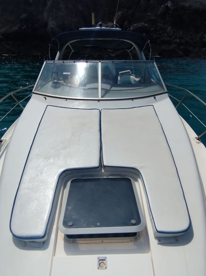 Erstklassige Almería-Entdeckung: Genießen Sie ein 4-stündiges Erlebnis auf einer Motoryacht.