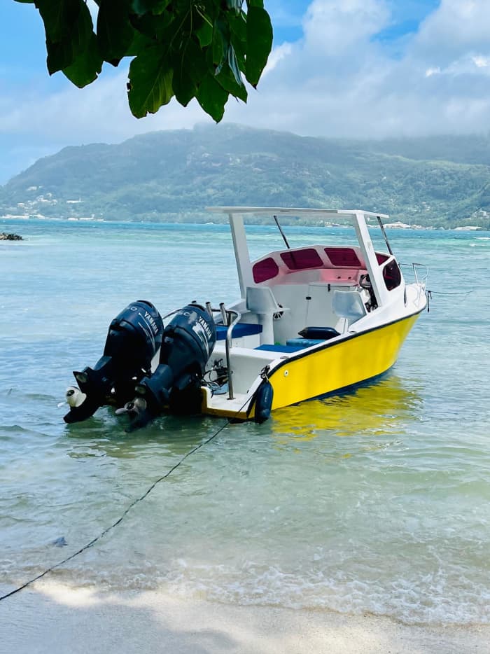 Seychelles Sundown Cruise: Gentle Waters & Coastal Views