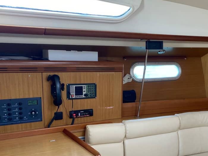 Cíes Islands Getaway: Full-Day Private Boat Experience