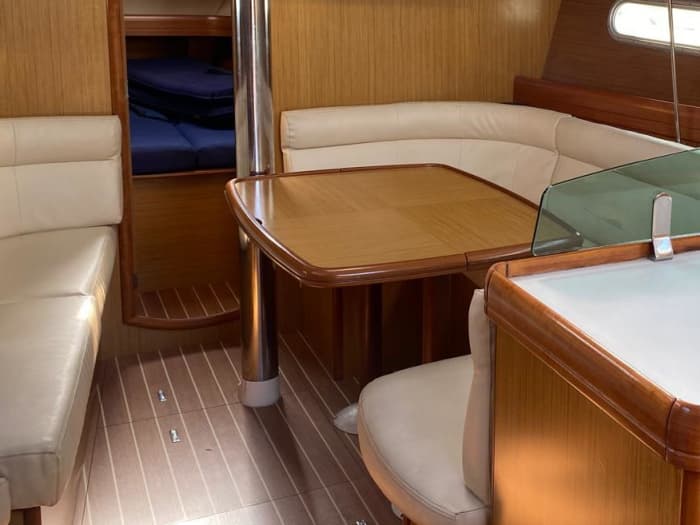 Cíes Islands Getaway: Full-Day Private Boat Experience