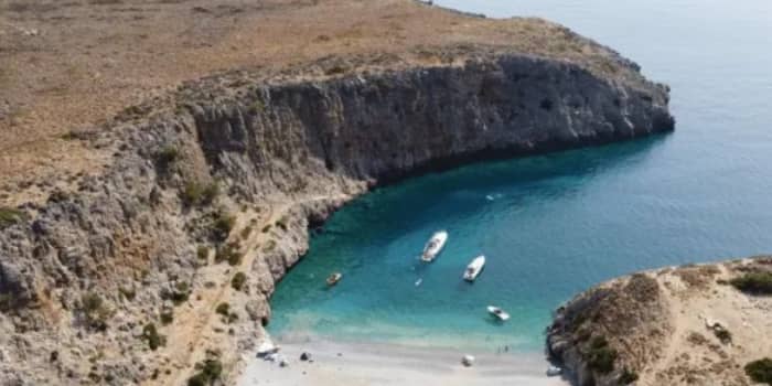 PARADISE CRUISE KISSAMOS- AGIOS SOZON-BALOS-GRAMVOUSA & HIDDEN BEACHES IN 8 HOURS (Arrow)