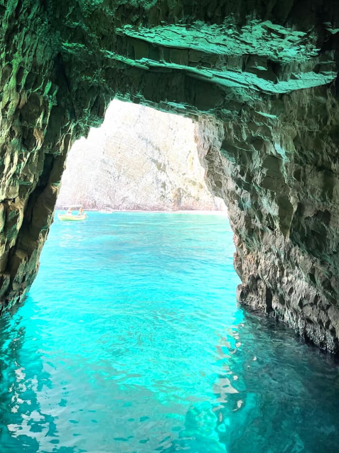 Grand Zakynthos Tour – Navagio, jaskinie i wyspa żółwi