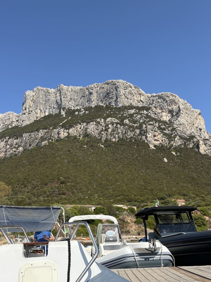 Giornata in Gommone alla Scoperta dell’isola di Tavolara