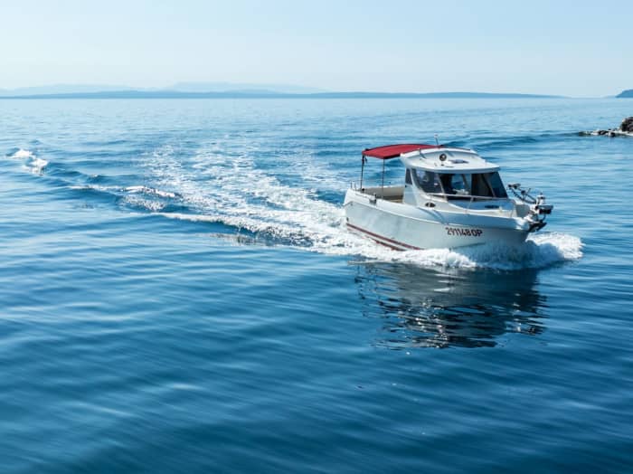 Pesca de fondo ligera en un naufragio histórico