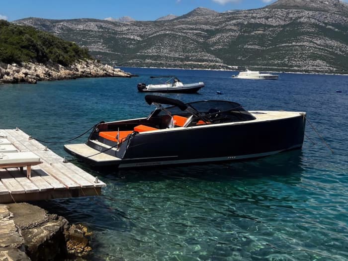 Una vera fuga adriatica: 7 ore nella bellezza incontaminata di Dubrovnik.