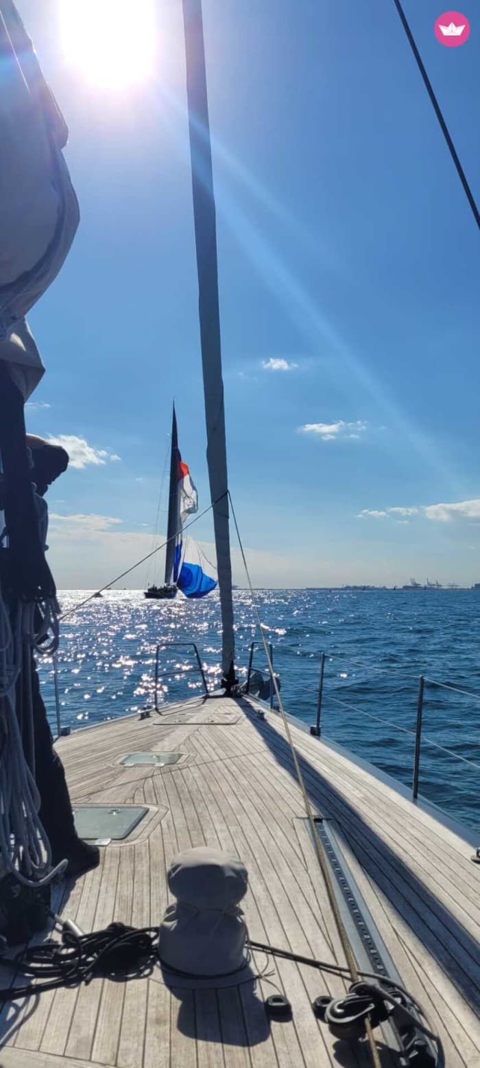 Geniet van Barcelona vanaf de zee met vermout en aperitief