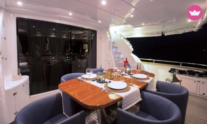 Rustige, blauwe ontsnapping: een dagcruise naar Bodrum aan boord van een luxe jacht
