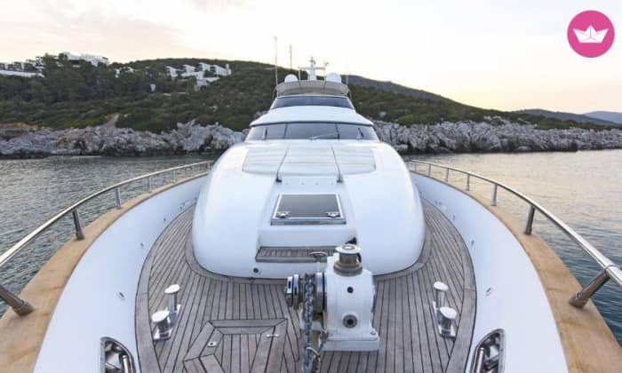 Rustige, blauwe ontsnapping: een dagcruise naar Bodrum aan boord van een luxe jacht