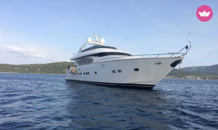 Rustige, blauwe ontsnapping: een dagcruise naar Bodrum aan boord van een luxe jacht