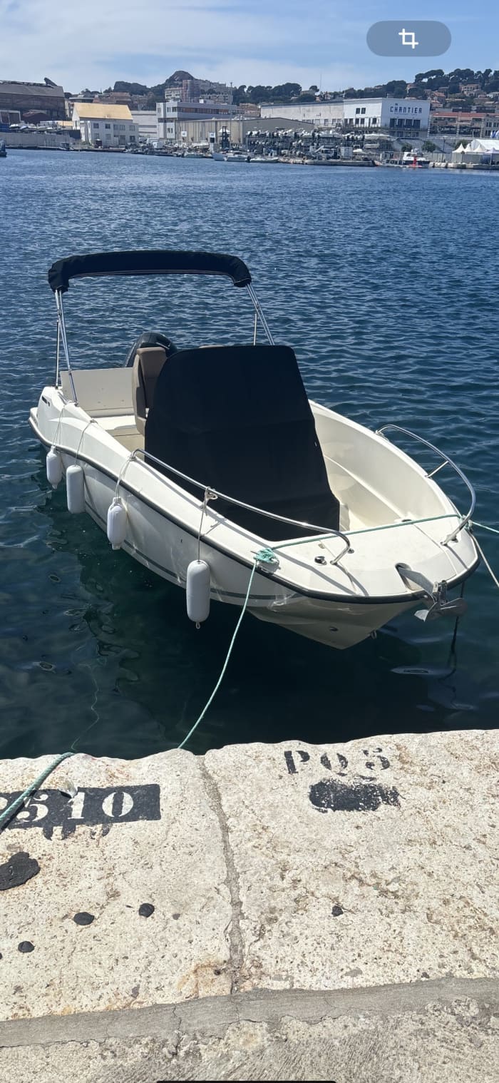 3h30 pour découvrir La Ciotat en bateau à moteur