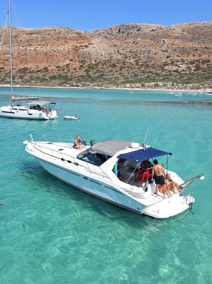 Escapada secreta a la playa: Menies y Chironisia a solo 4 horas del puerto de Kolymvari