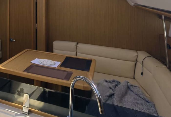 Full-day sailing experience on a sailboat in Hyères