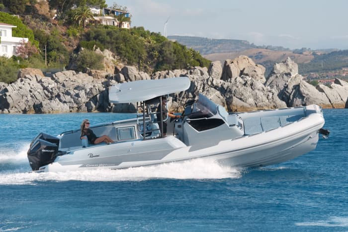 Découvrez Porto Ercole en bateau à moteur pendant 9 heures