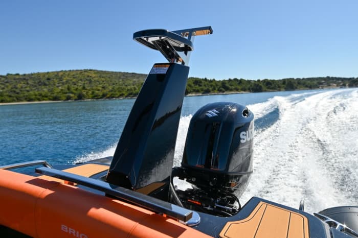 Ganztägige Drei-Insel-Tour – Blaue Lagune ab Split