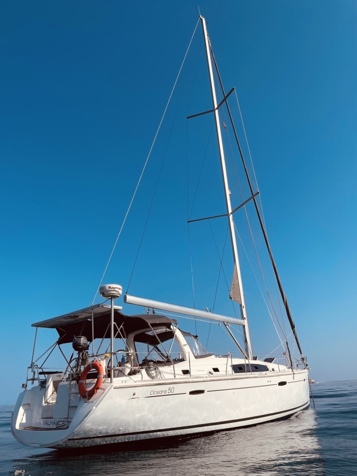 Ontdek Ibiza tijdens een zeiltocht van een hele dag.