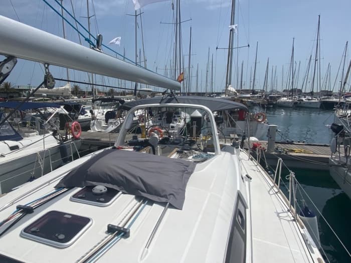 Ontdek Ibiza tijdens een zeiltocht van een hele dag.