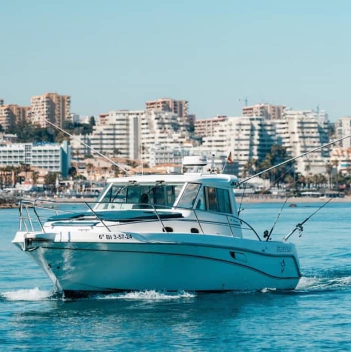 Salida de Pesca de Día Completo en Benalmadena