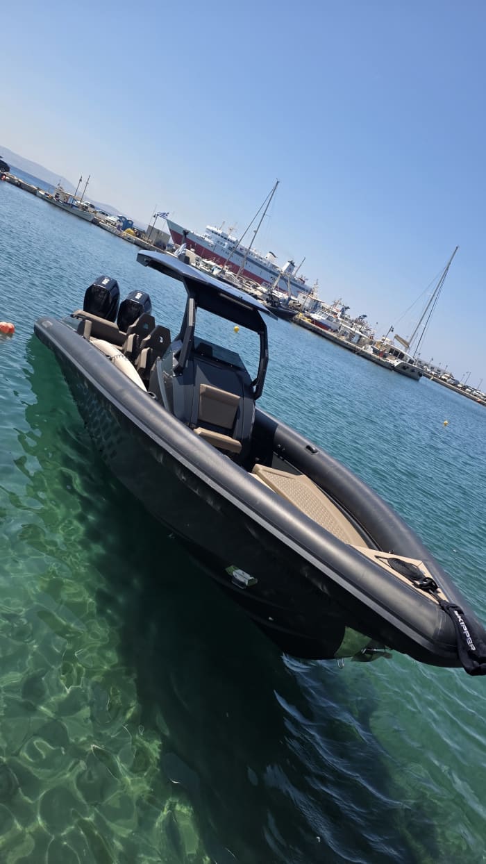 Explore the Heart of the Cyclades on a Full-Day Luxury RIB Adventure