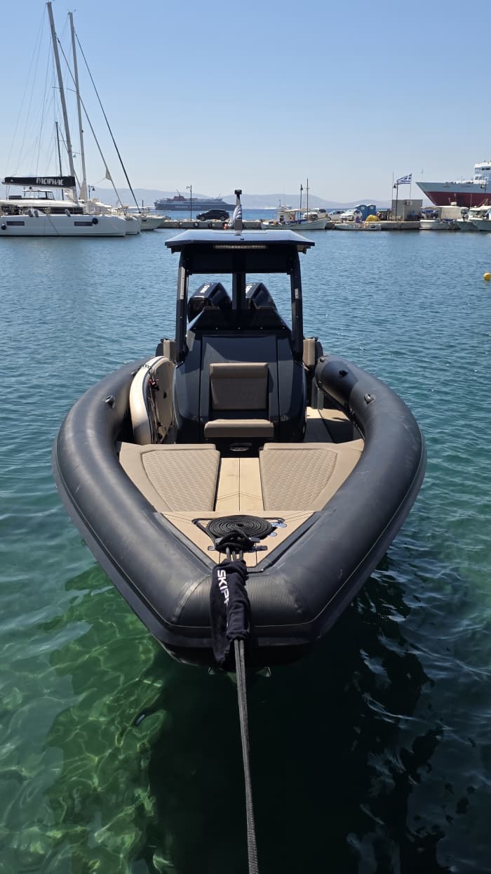 Explore the Heart of the Cyclades on a Full-Day Luxury RIB Adventure